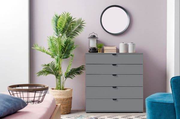 Valentina Grey Chest of Drawers: Modern 5-Drawer Storage for Chic Bedroom Decor - UK Luxury Furniture